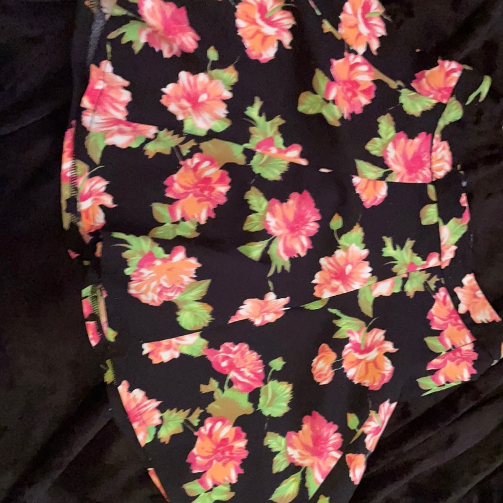 Flowy floral skirt